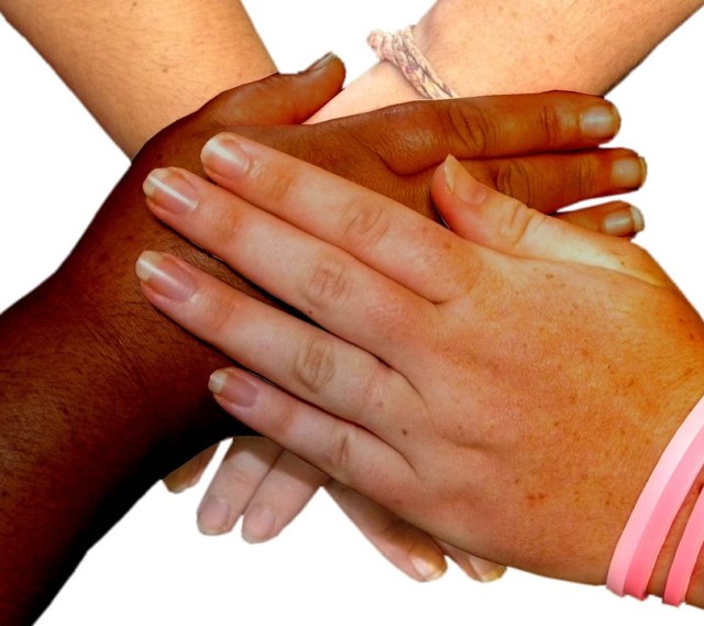 hands_oneness_helping