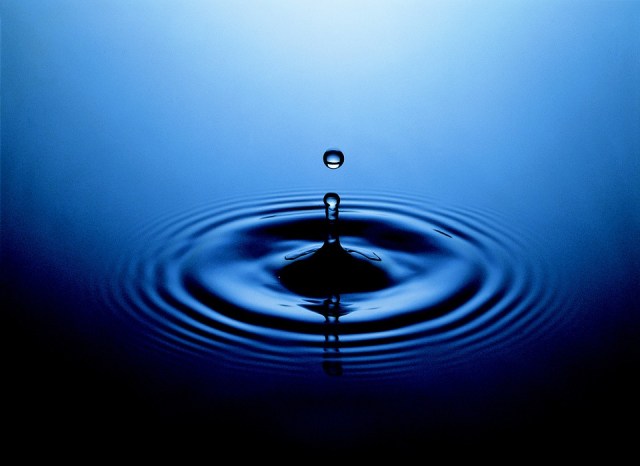 water_drop_blue_peace
