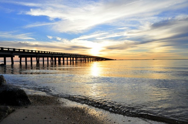 bridge_beach_sunset