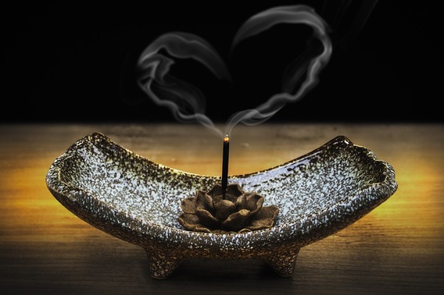 candle_smoke_heart