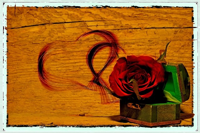 treasure_chest_rose_heart