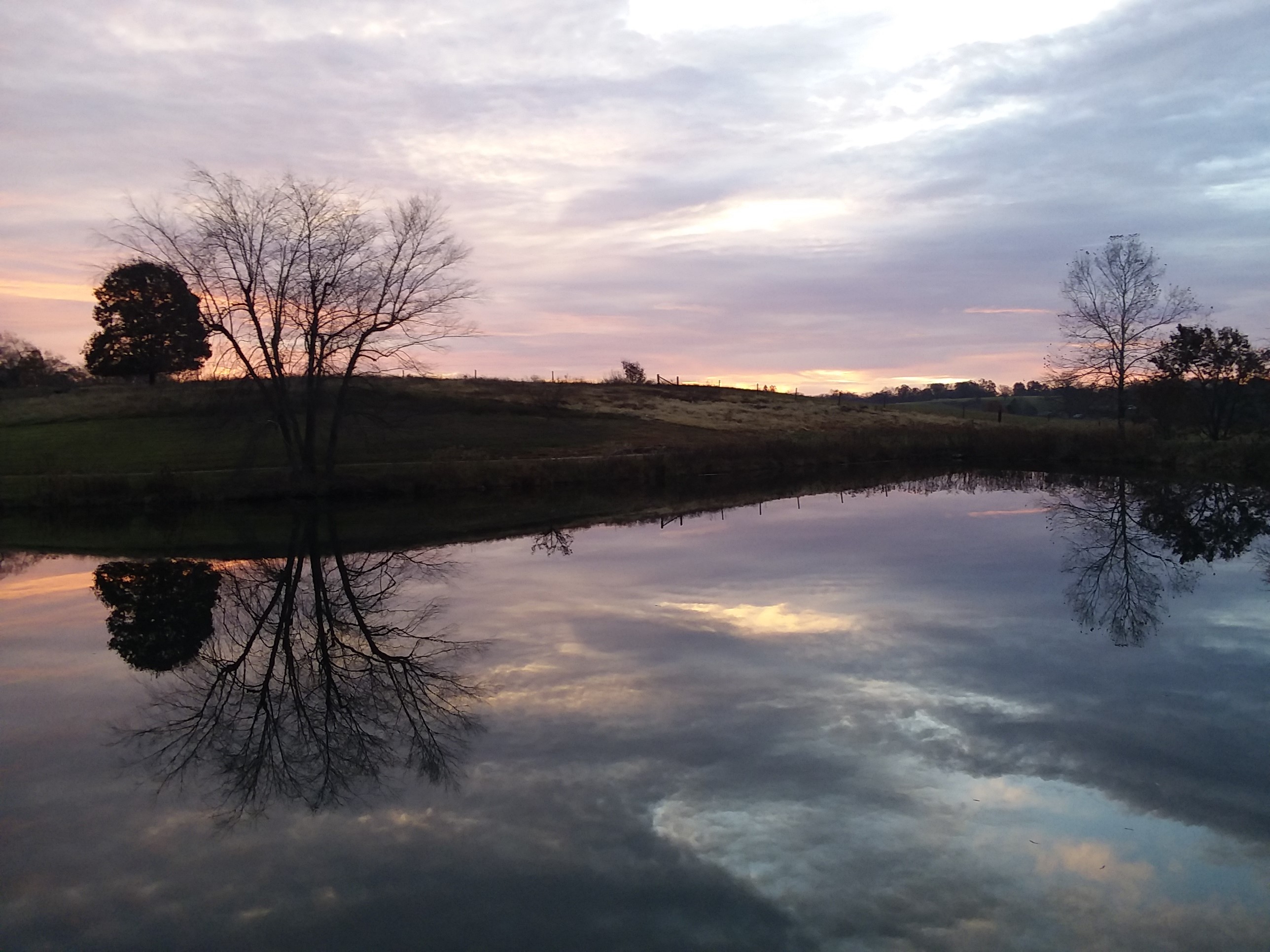 tranquil_lake_loretto